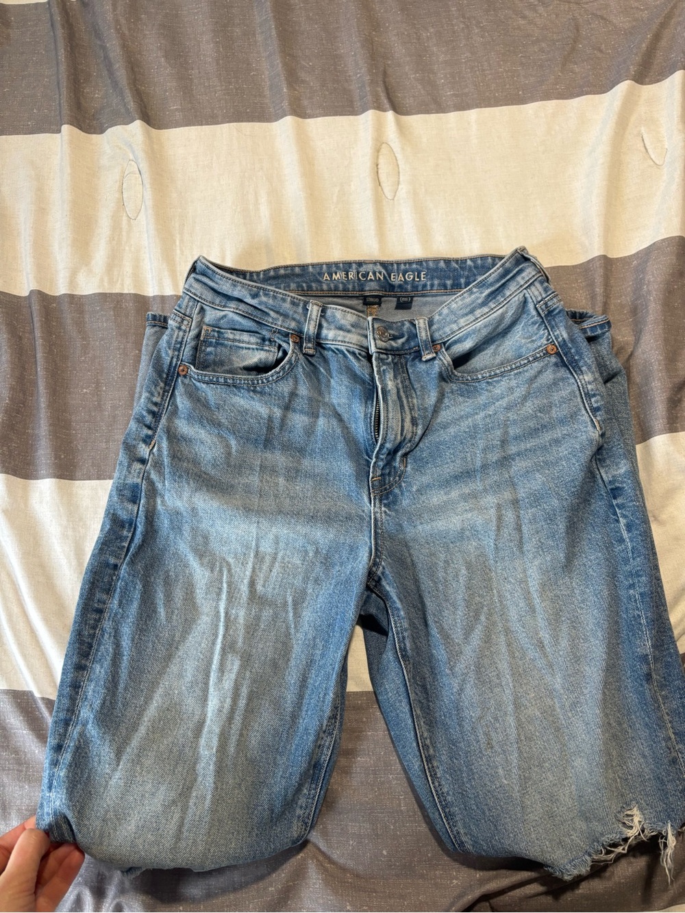 American Eagle Mom Jeans